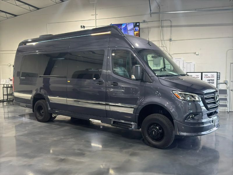 2027 Grech RV Strada-Ion AWD Tour